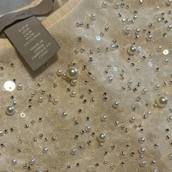 H&M Cream Beaded Embellished Tank Medium - Picture 2 of 2